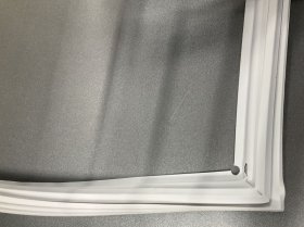 Freezer Door Seal - 1058457 Freezer Door Seal [Amica]